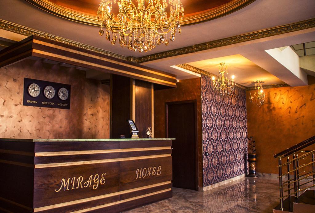 Mirage Hotel Yerevan Exterior photo